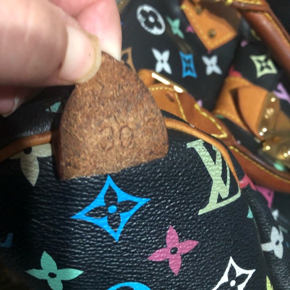 Multicolored monogram - Picture 6 of 7